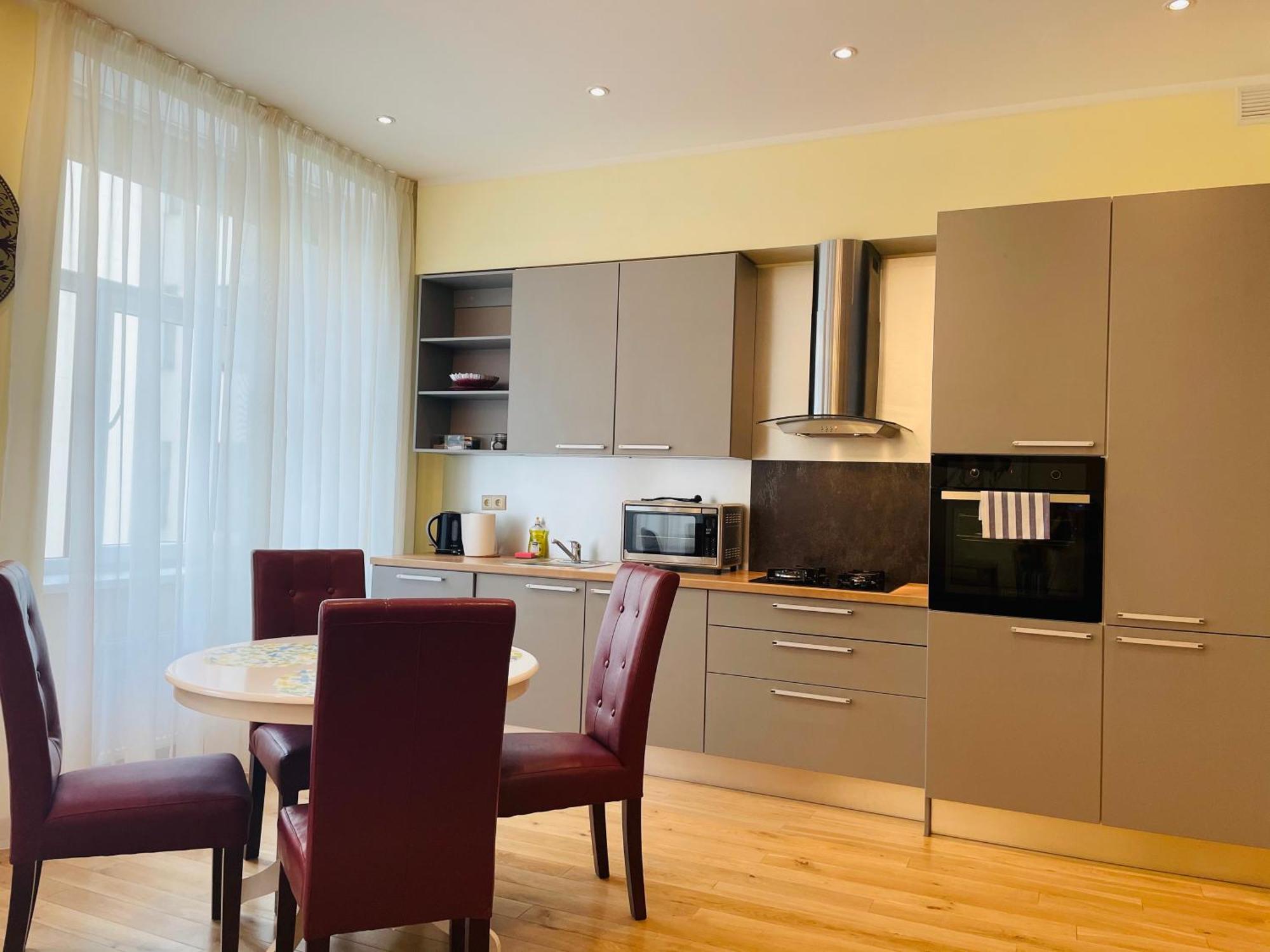 Riga Lux Apartments - Ernesta, Free Parking Rum bild